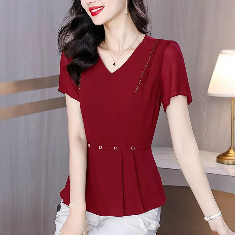 New Summer Solid Color Short-sleeved T-shirt Women with Large Size Fat Mm Slim V-neck Top Fashionable Temperament Small Shirt