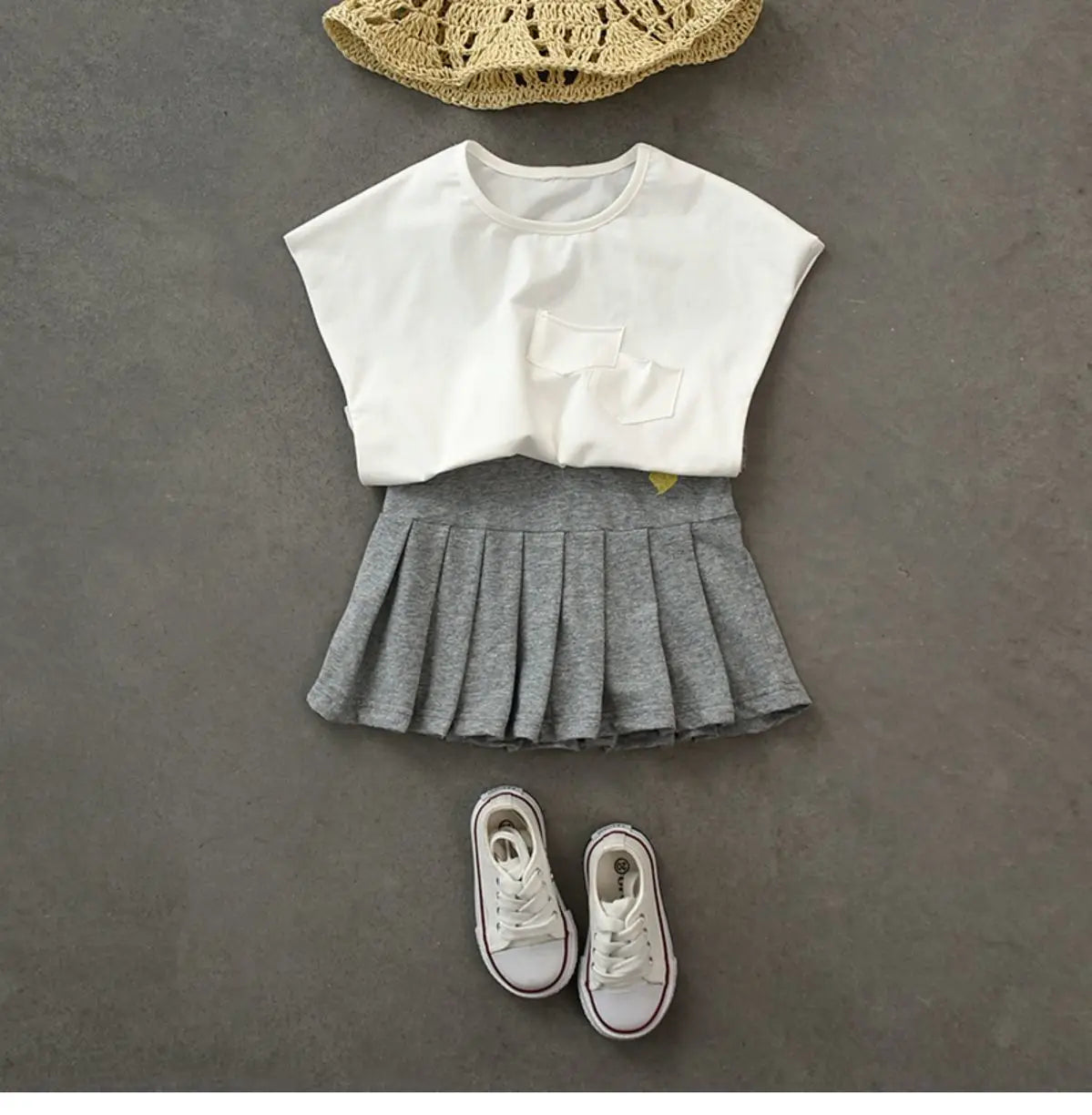Girls Skirts Jk Pleated Skirt Candy Color Embroidery Love Solid Color Simple Casual Loungewear Outfit Children's Clothes