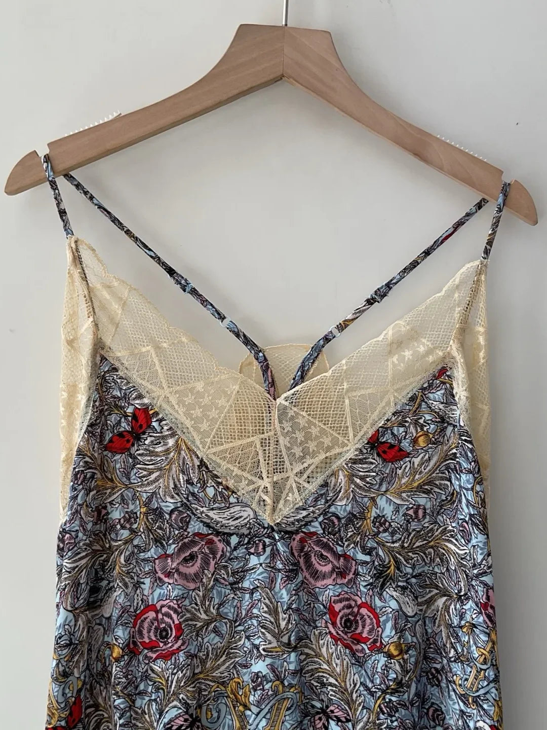 Lace Embroidery Patchwork Women Sling Robe 100% Viscose Floral Skull Wings Printed V-Neck Sleeveless Fashion Ladies Midi Dress