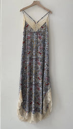 Lace Embroidery Patchwork Women Sling Robe 100% Viscose Floral Skull Wings Printed V-Neck Sleeveless Fashion Ladies Midi Dress