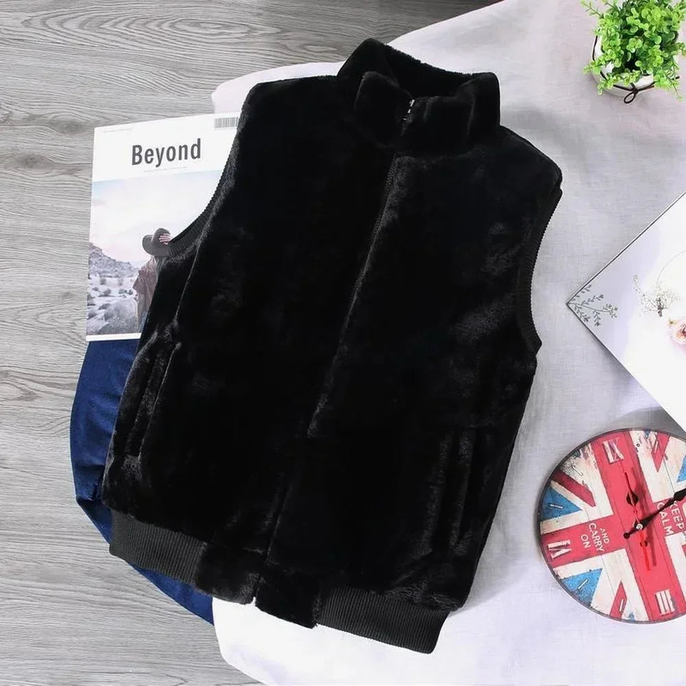 White Wool Vest Jacket Men Autumn Winter Sleeveless Jacket Men Waistcoat Warm Coat Faux Woolen Mens Clothing 2024 Trends