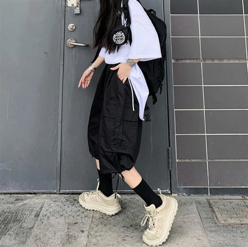 Zoki Streetwear Harajuku Oversize Bf Cargo Shorts Hip Hop Fashion High Waist Women Big Pockets Casual Shorts Summer Loose Shorts