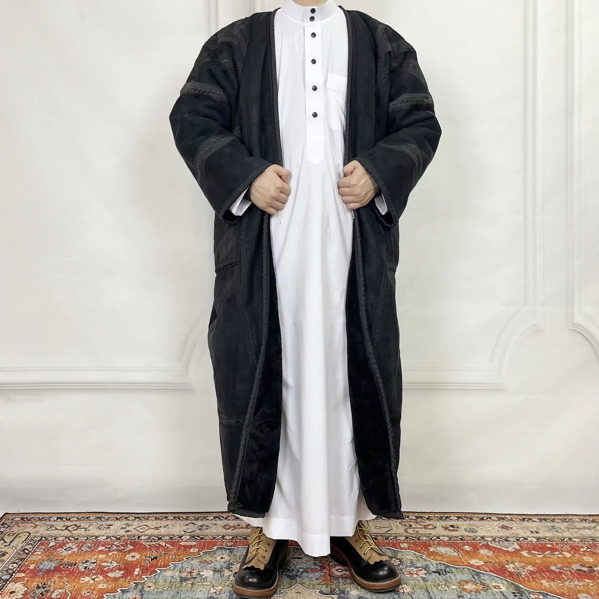 Wholesale New Arrival 2025 Oem Custom High Quality Men's Winter Bisht Coat Bisht Farwa for Prayer Made of Polyester for Adults
