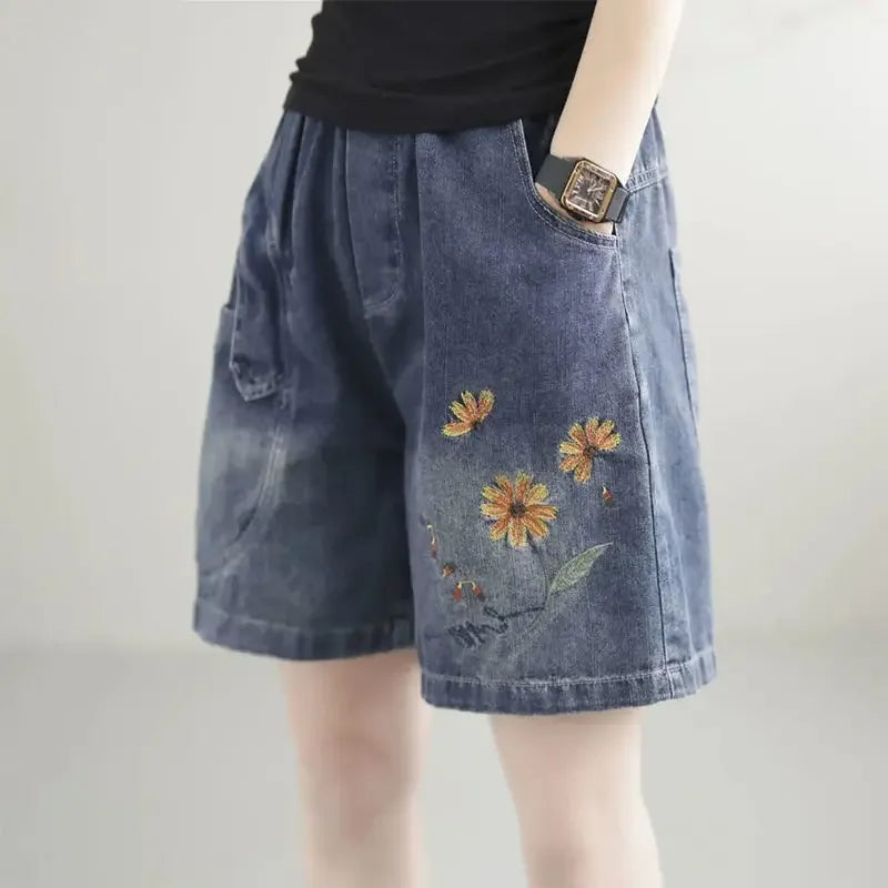 Vintage Jeans Shorts Women Summer Floral Embroidery Elastic High Waist Denim Shorts Design Wide Leg Trousers Blue Black Shorts