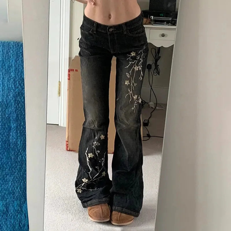 Floral Embroidery Jeans Women Y2K Streetwear Baggy Denim Pants Vintage 2000S Low Rise Flared Jeans Female High Street Trousers