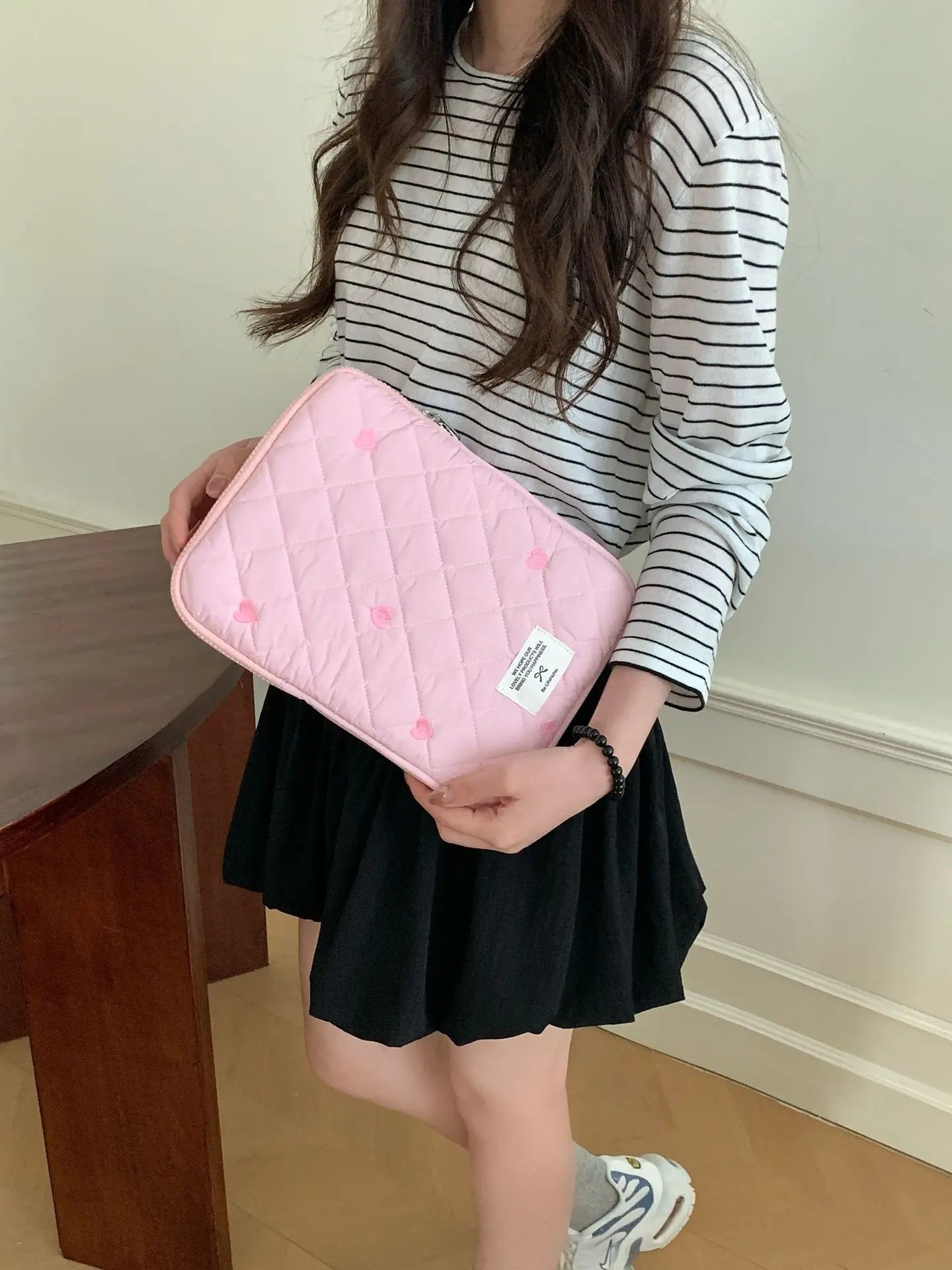 Cute Print Love Embroidery Laptop Bag 11 13.3 14 15 15.6 16 Inch Computer Bag Protection Case Laptop Sleeve Computer Case Bag