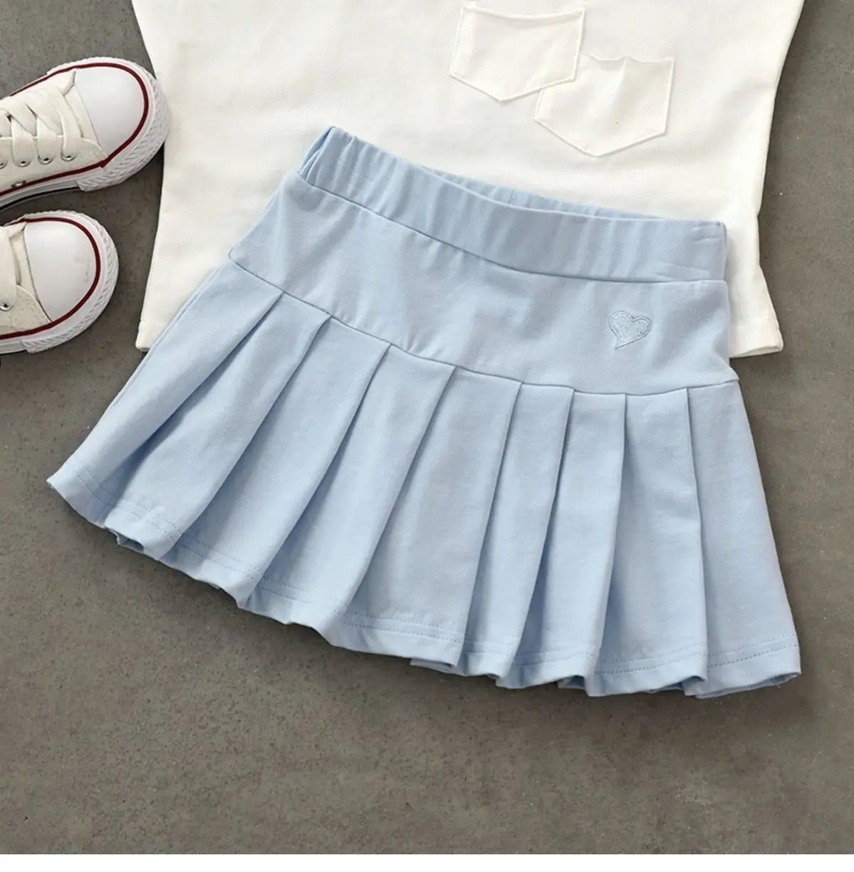 Girls Skirts Jk Pleated Skirt Candy Color Embroidery Love Solid Color Simple Casual Loungewear Outfit Children's Clothes