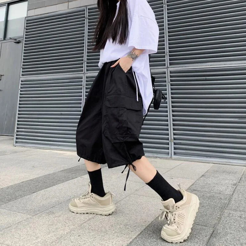 Zoki Streetwear Harajuku Oversize Bf Cargo Shorts Hip Hop Fashion High Waist Women Big Pockets Casual Shorts Summer Loose Shorts