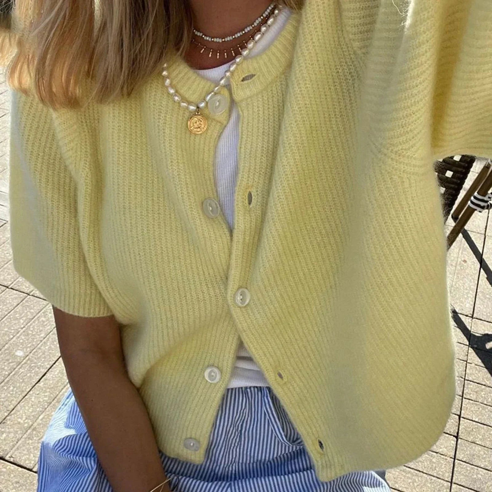 2000s Sweaters y2k Clothes Women Solid Color Round Neck Single Breasted Short Sleeve Cardigan Tops Fashion Streetwear