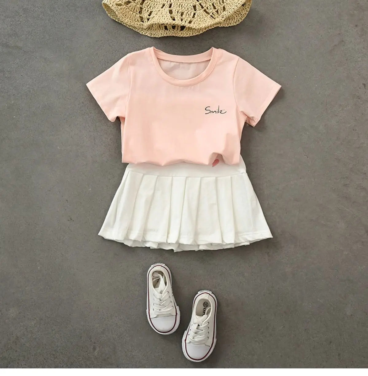 Girls Skirts Jk Pleated Skirt Candy Color Embroidery Love Solid Color Simple Casual Loungewear Outfit Children's Clothes
