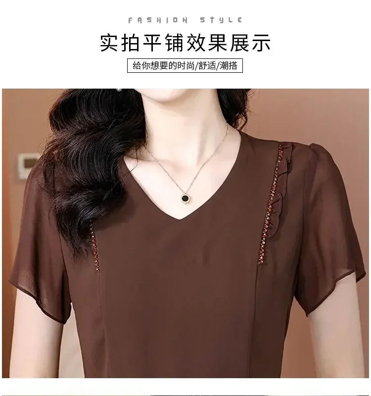 New Summer Solid Color Short-sleeved T-shirt Women with Large Size Fat Mm Slim V-neck Top Fashionable Temperament Small Shirt