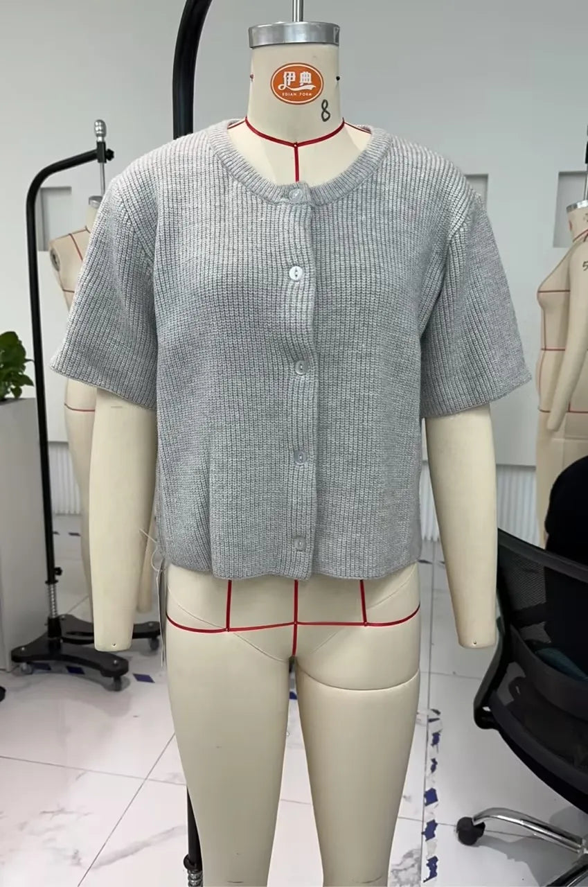 2000s Sweaters y2k Clothes Women Solid Color Round Neck Single Breasted Short Sleeve Cardigan Tops Fashion Streetwear