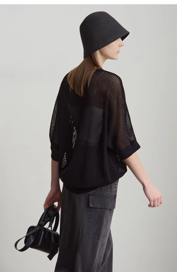 Amii Minimalist Women's Hollowed-out Knitted Pullover 2025 Summer New Half-sleeve Crew Neck Loose Blouse Thin Solid Top 12542139