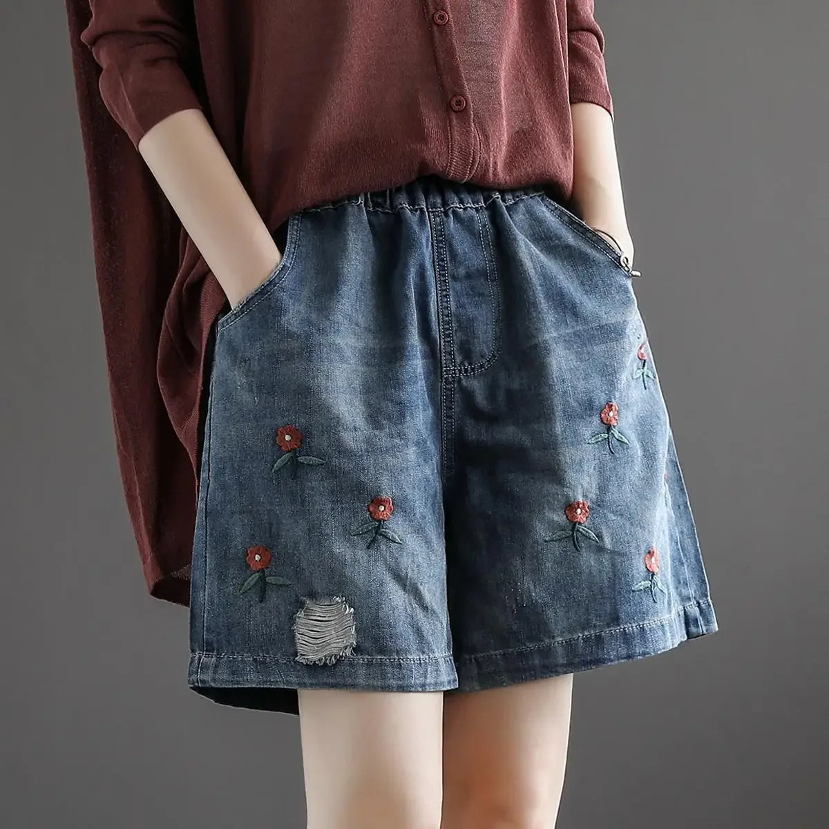 Vintage Jeans Shorts Women Summer Floral Embroidery Elastic High Waist Denim Shorts Design Wide Leg Trousers Blue Black Shorts