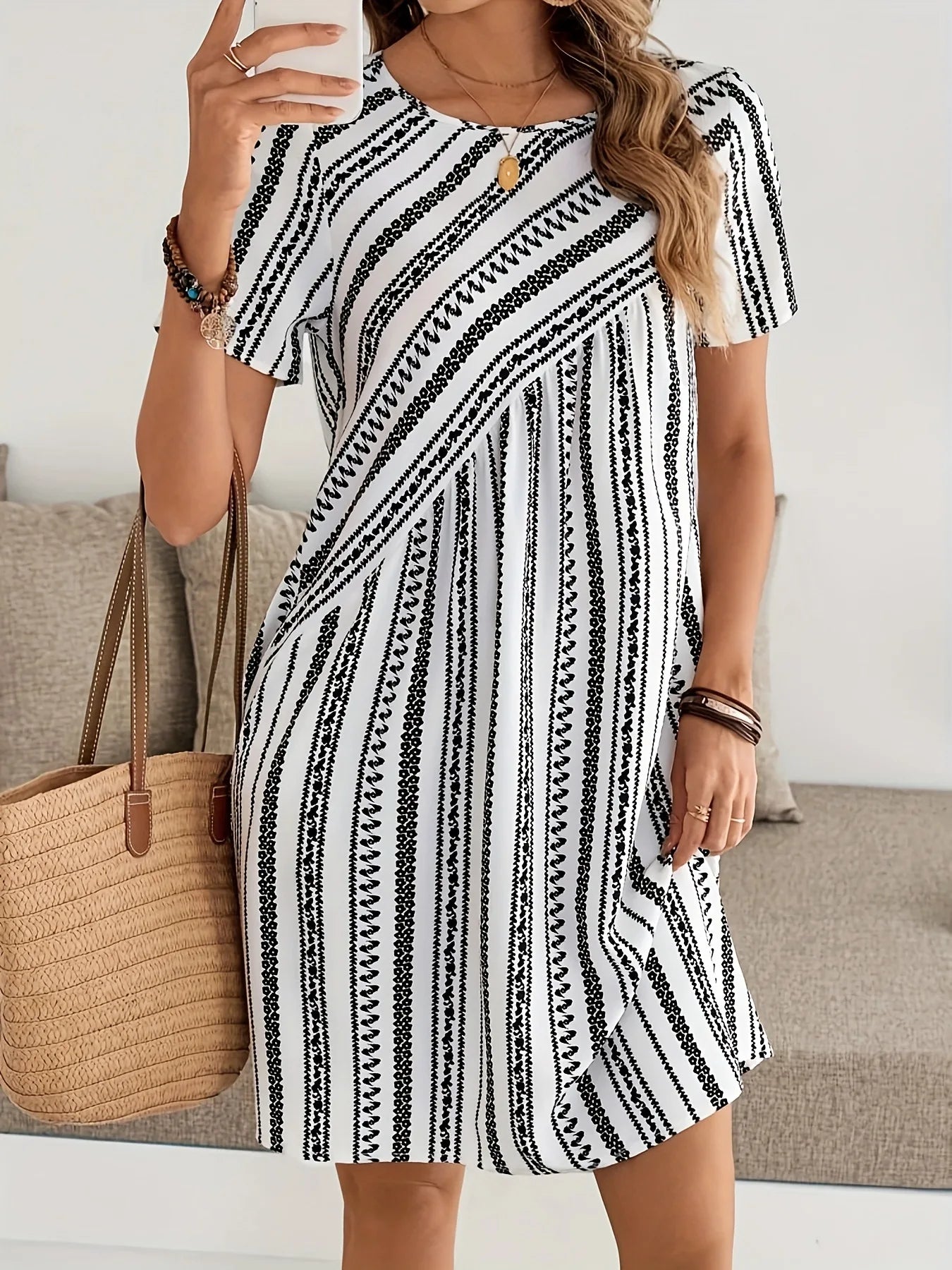 Casual Striped Print Dress For Women Fashion O-Neck Short Sleeve Loose Dresses Lady Office Womens Clothing Summer New Plus Size